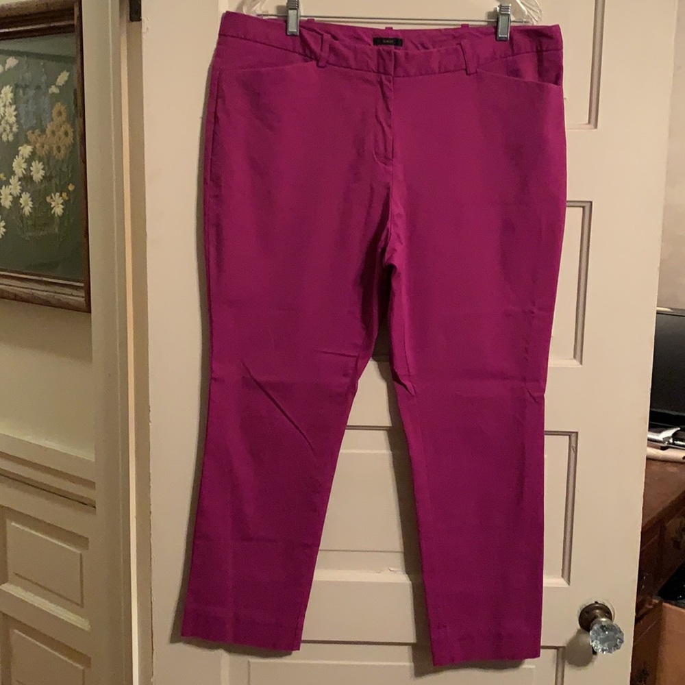 Cropped Pants